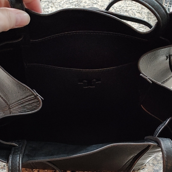 Tory Burch Black Leather Tote Bag - Picture 6 of 7